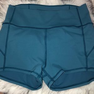 Lululemon high rise spandex material shorts